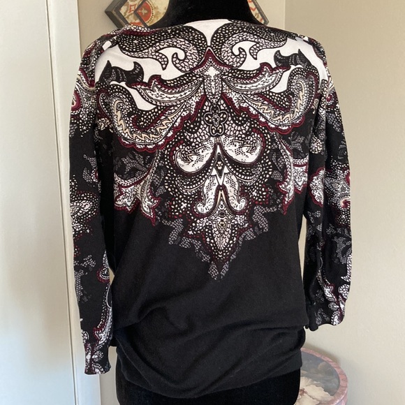 Fancy pattern sweater - Picture 3 of 5